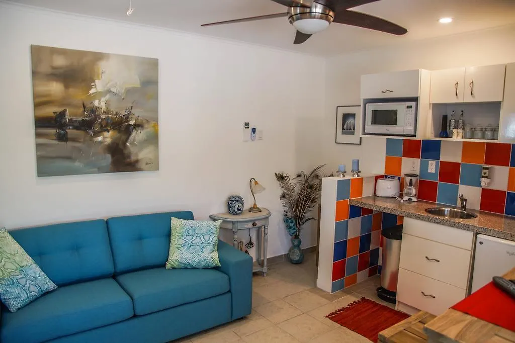 Cas Elizabeth Guest House Palm Beach 3*,