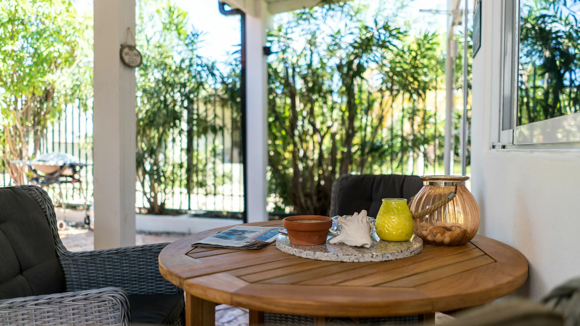 Cas Elizabeth Guest House Palm Beach
